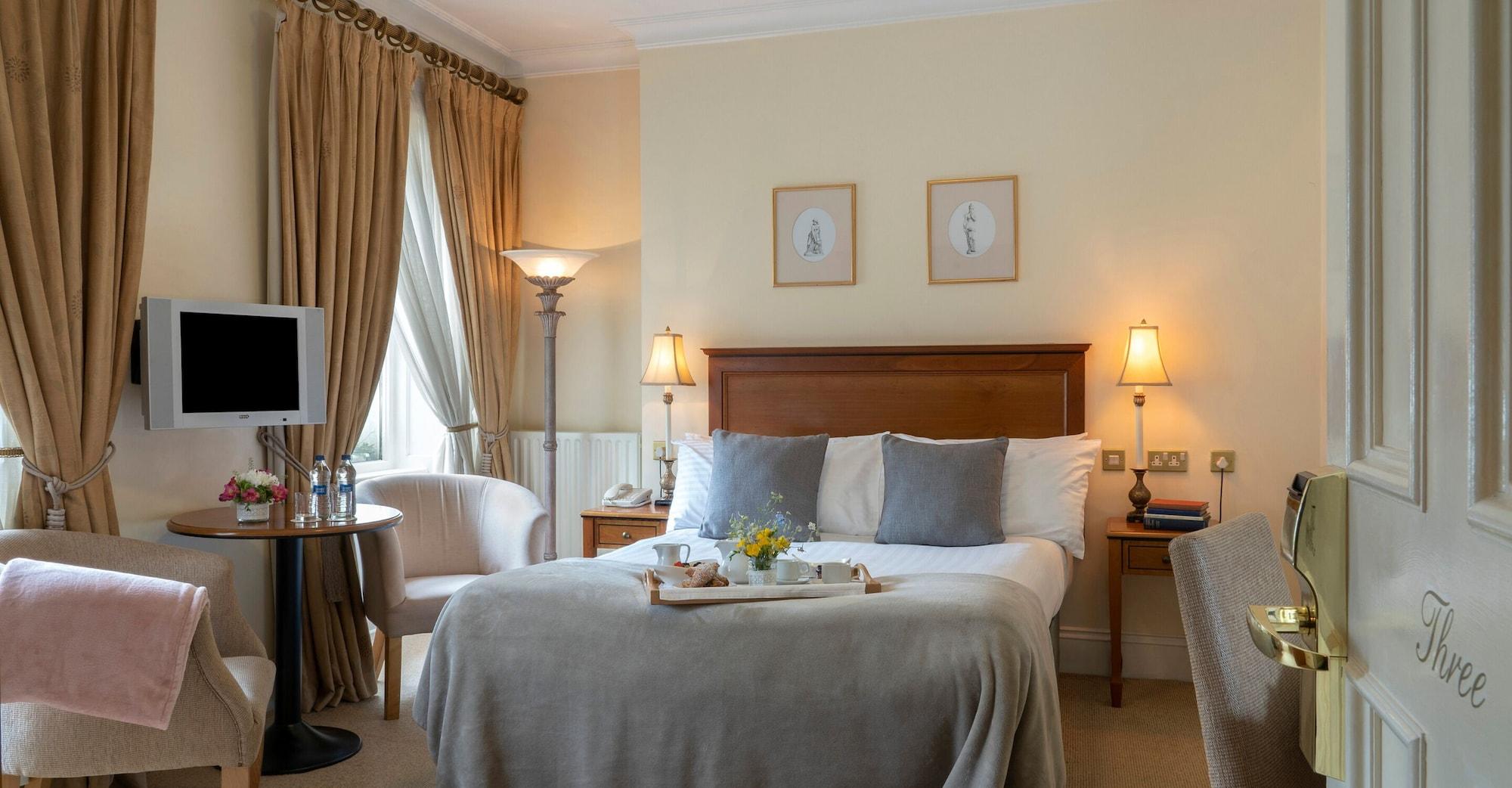 קלס Headfort Arms Hotel מראה חיצוני תמונה