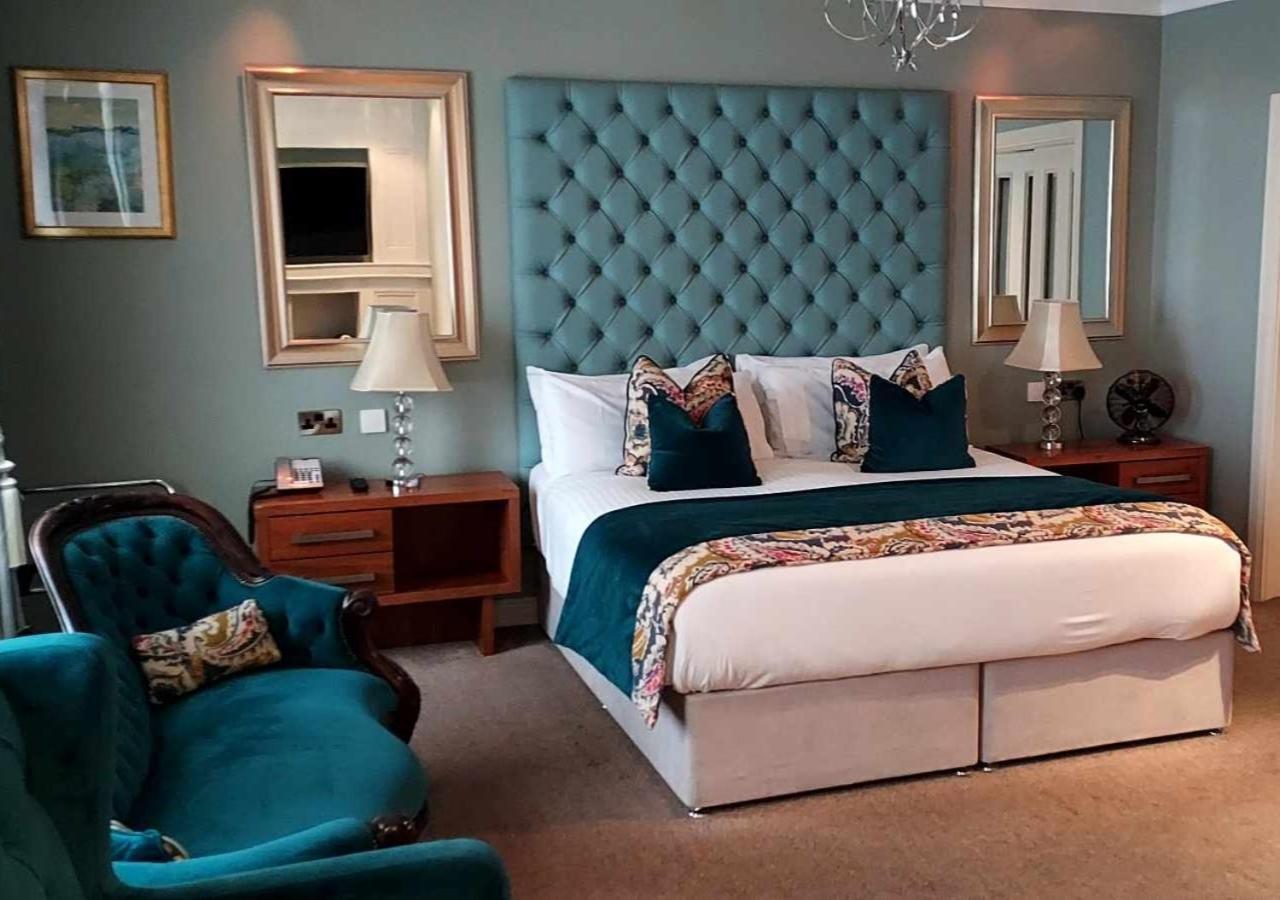 קלס Headfort Arms Hotel מראה חיצוני תמונה