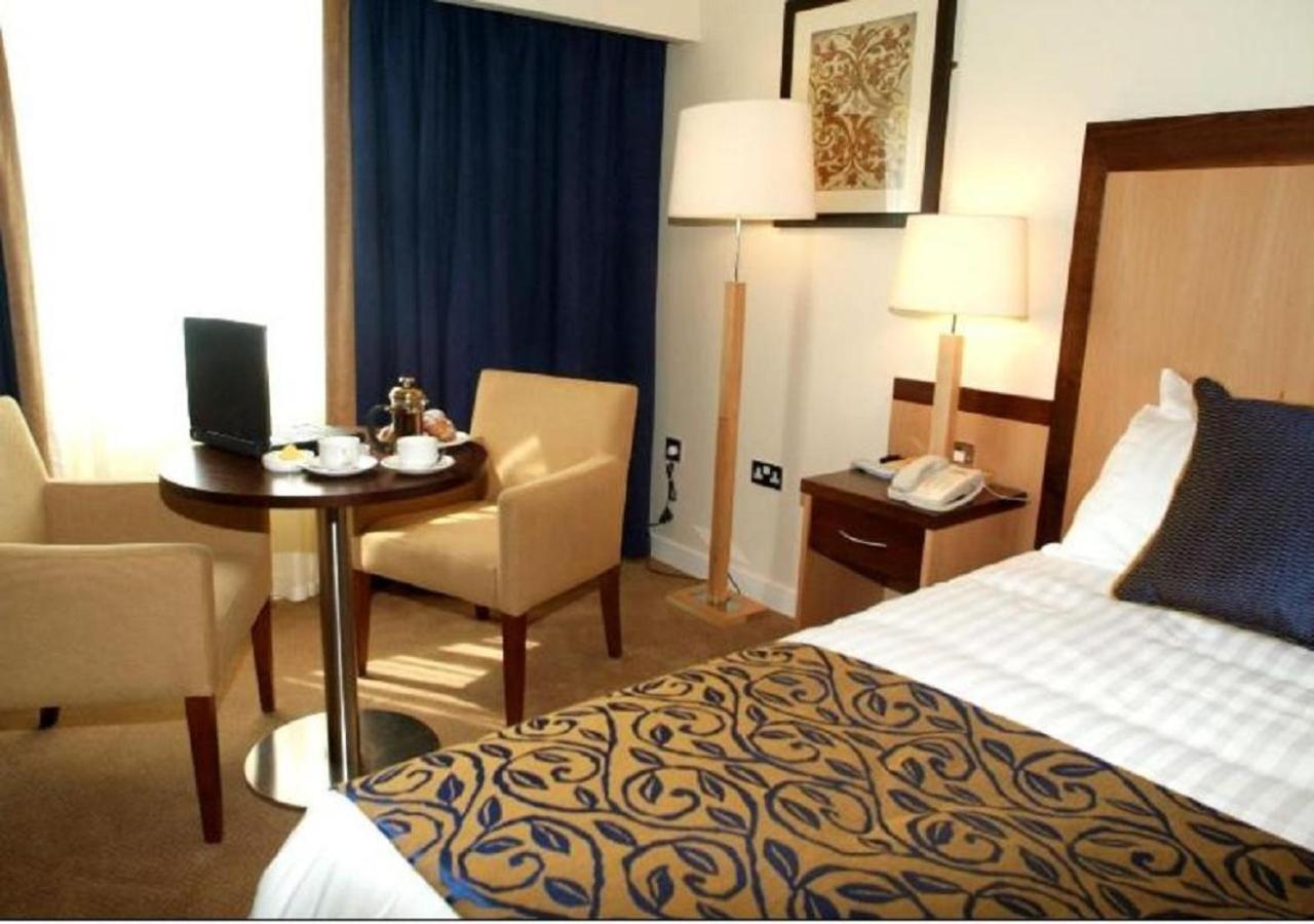 קלס Headfort Arms Hotel מראה חיצוני תמונה